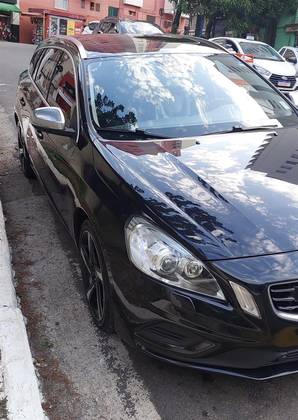 VOLVO V60 3.0 T6 R DESIGN 24V TURBO GASOLINA 4P AUTOMÁTICO